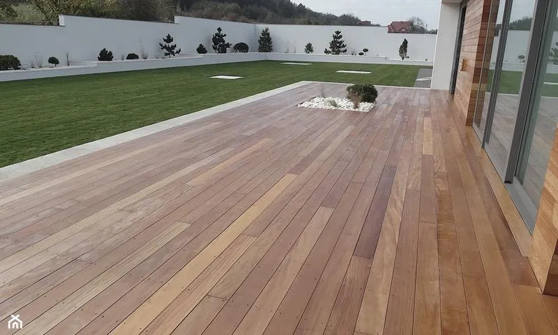 Materiały tarasowe porównanie