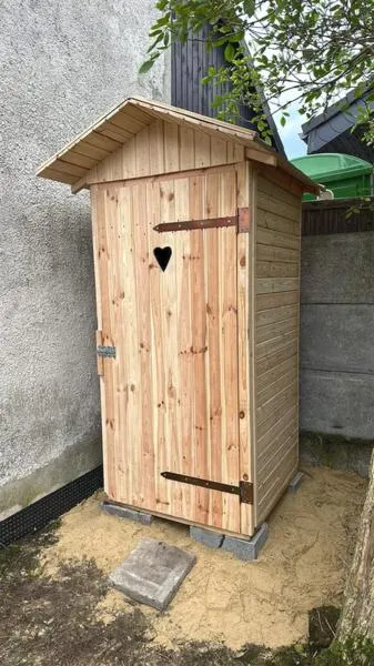 Toaleta na działkę